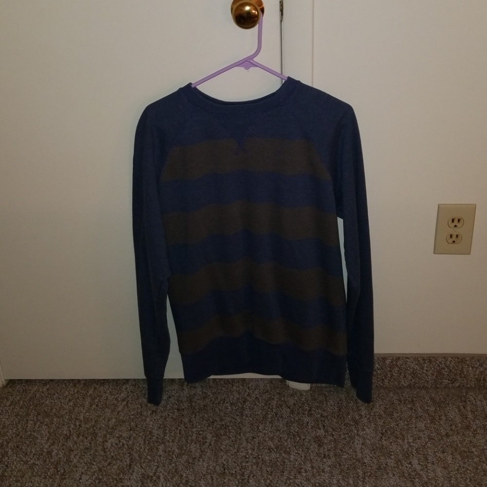 Sweatshirt - Picture 4 of 4